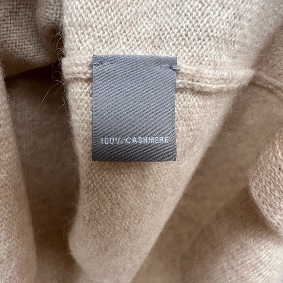 Neiman Marcus Cashmere Collection
Cashmere Johnny-Collar T-Shirt Dress - Picture 5 of 11